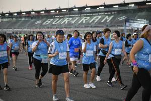 BIB: 5189, 51324, 5300, 52902, 52406, 52698
                            <button type="button" onclick="openModal(10465334)" class="btn btn-primary btn-sm float-right btn-popup" data-toggle="modal" data-target=".modal-high-quality">
                        <i class="fas fa-shopping-cart"></i> Add to Cart
                    </button>
                                            <button type="button" onclick="isThisMe(10465334, true)" class="btn btn-success btn-sm float-right btn-popup btn-isme hidden" data-toggle="tooltip" data-placement="bottom" title="นี่คือรูปของคุณใช่ไหม คลิกที่นี่เพื่อเอาเข้าอัลบั้ม">
                        <i class="fas fa-plus"></i> Add to album
                    </button>
                    <button type="button" onclick="isThisMe(10465334, false)" class="btn btn-warning btn-sm float-right btn-popup btn-isnotme hidden">
                        <i class="fas fa-ban"></i> Remove from album
                    </button>